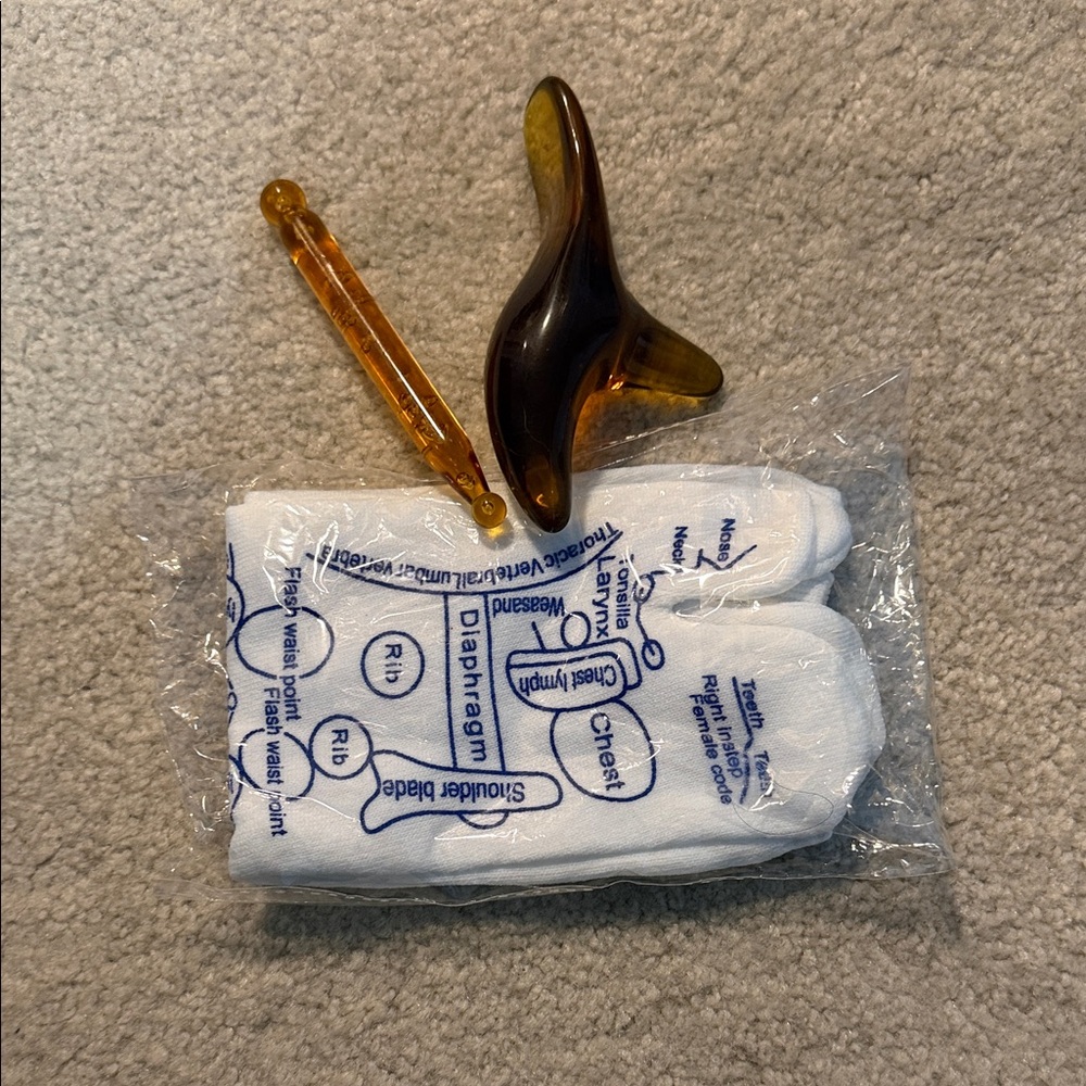 New Acupressure Reflexology Woman’s Socks & 2 Trigger Point Massage Sticks